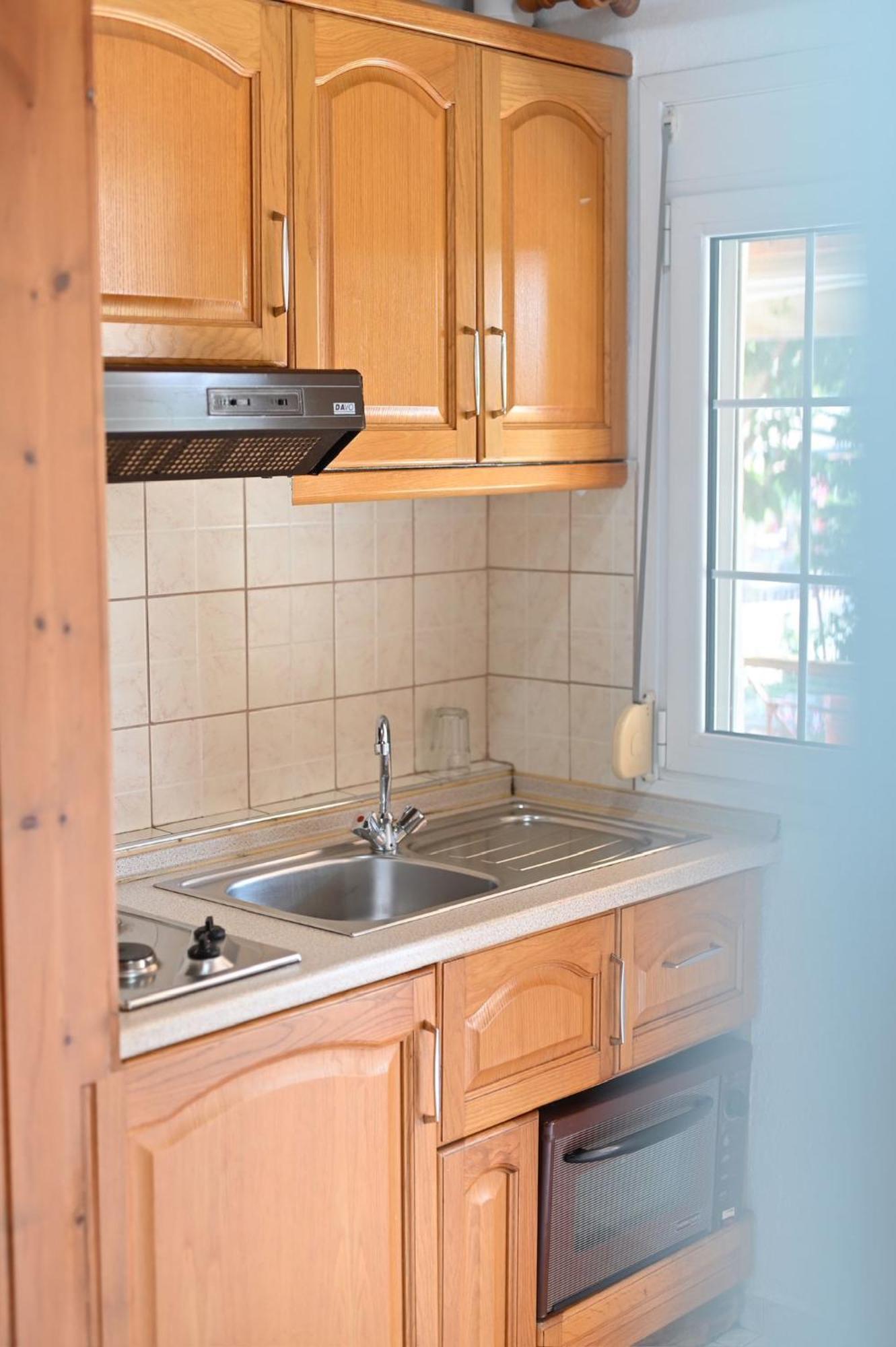 Guesthouse Agnandi Káto Loutrákion Dış mekan fotoğraf