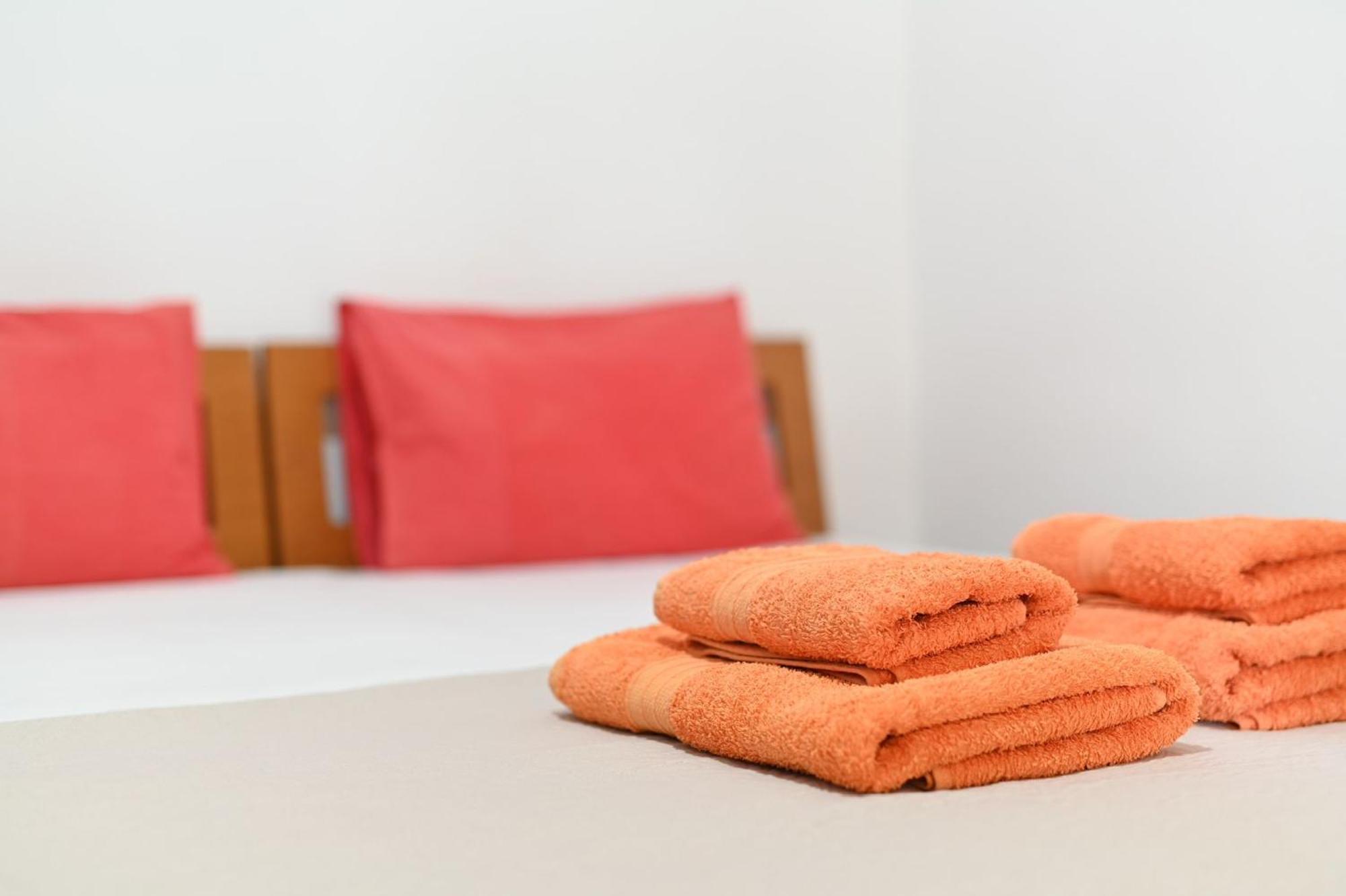 Guesthouse Agnandi Káto Loutrákion Dış mekan fotoğraf